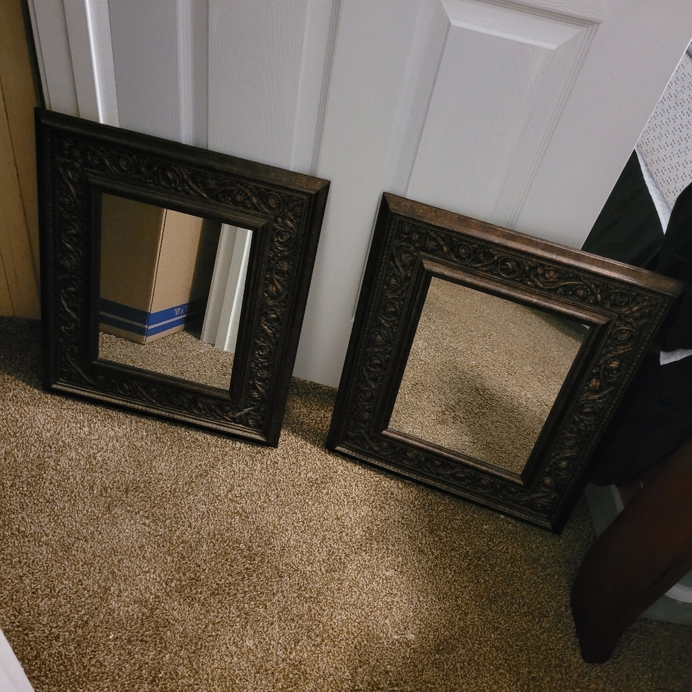 2 mirrors